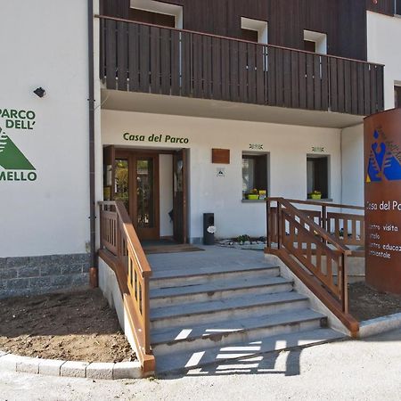 Hostel Casa Del Parco Dell'Adamello Di Vezza dʼOglio Exterior foto